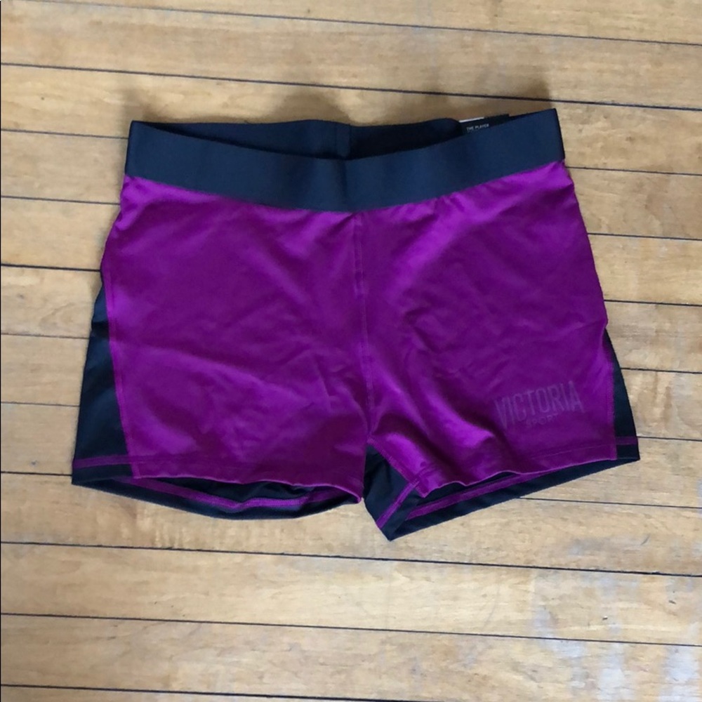 Victoria Sport “The Player Hot Short” L